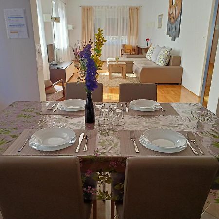 Apartment Tomas,,,Spacious House With Private Parking,Terrace,5G Internet,,,,, Zadar Exterior photo