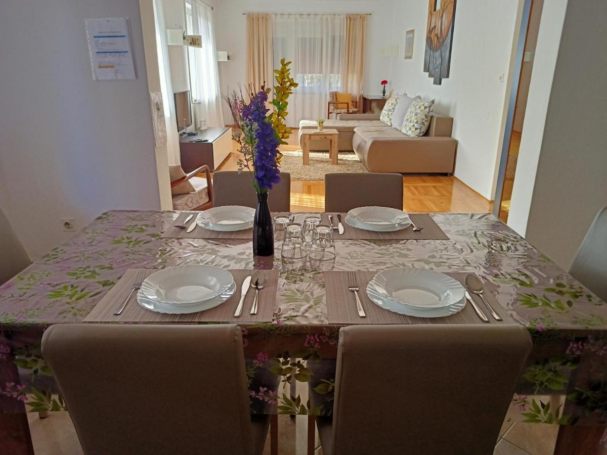 Apartment Tomas,,,Spacious House With Private Parking,Terrace,5G Internet,,,,, Zadar Exterior photo